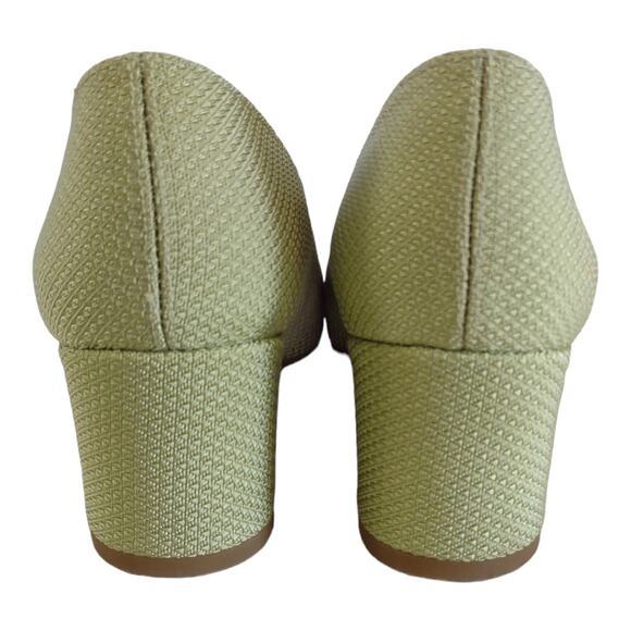 BANDOLINO Iridescent Green Pumps Size 8M Preppy Classic Block Heels Clean Simple - Picture 8 of 11